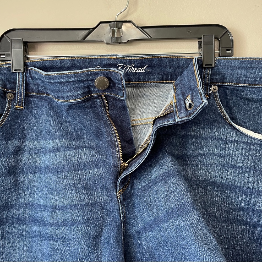 Universal Thread Jean Shorts 4.5” Inseam - Picture 6 of 10